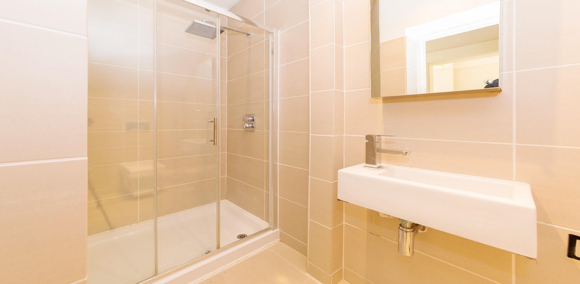 Modern Apartment Heath Drive, Hampstead